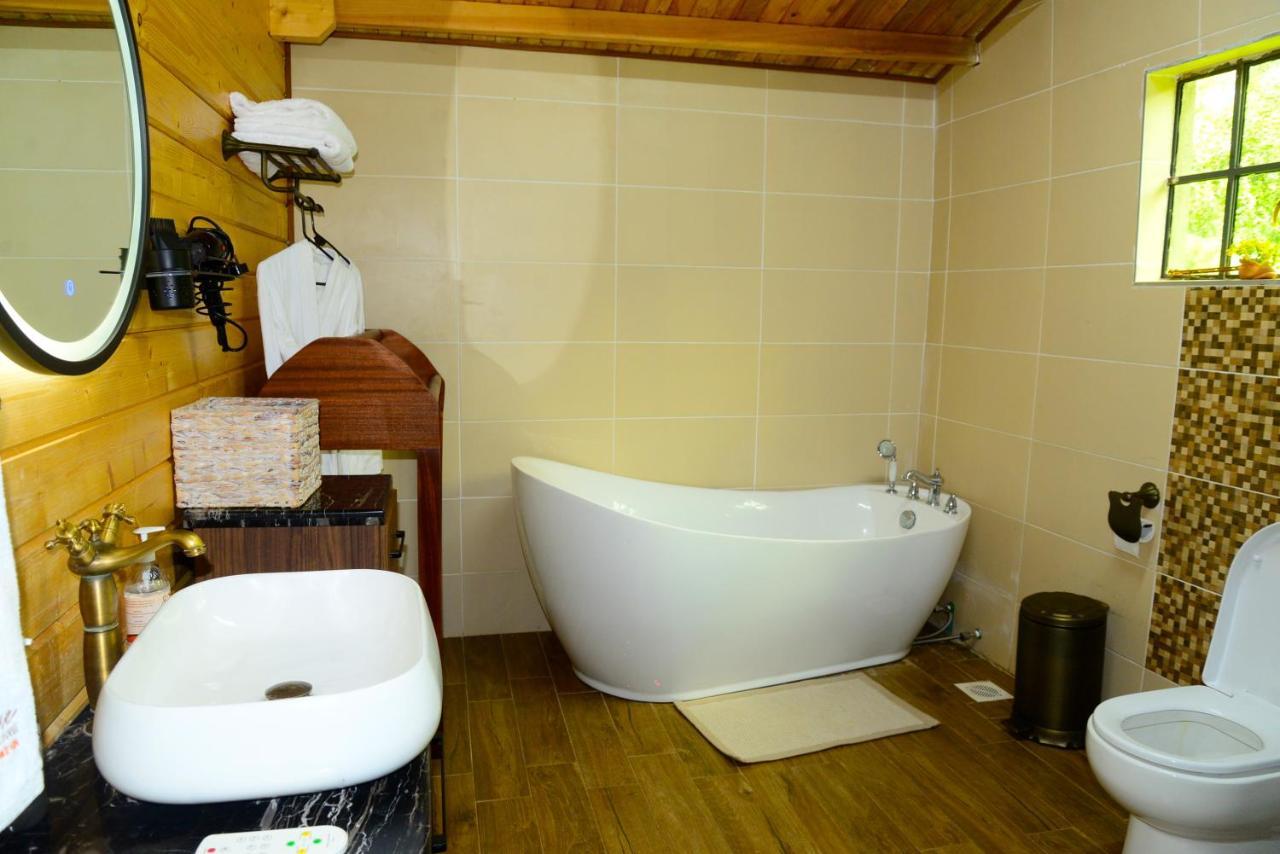 Severine Cottages And Lounge Ltd ไนโรบี ภายนอก รูปภาพ
