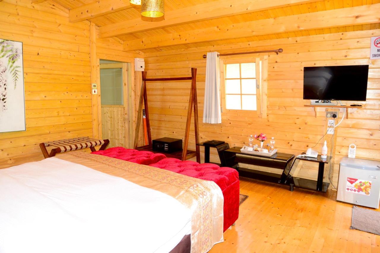 Severine Cottages And Lounge Ltd ไนโรบี ภายนอก รูปภาพ