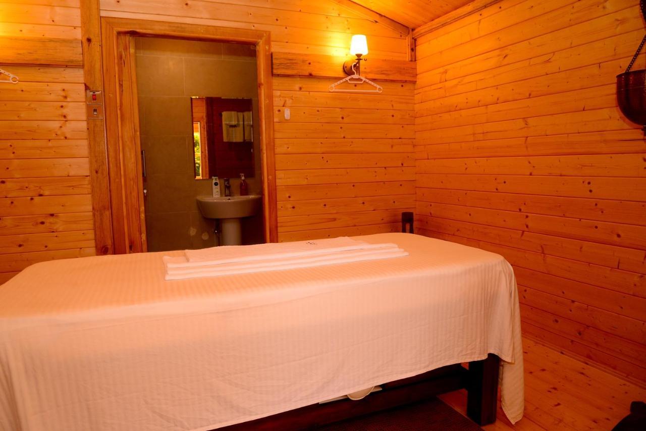 Severine Cottages And Lounge Ltd ไนโรบี ภายนอก รูปภาพ