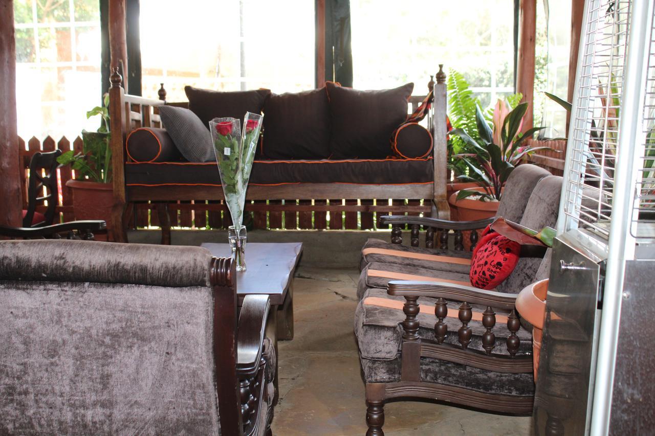 Severine Cottages And Lounge Ltd ไนโรบี ภายนอก รูปภาพ